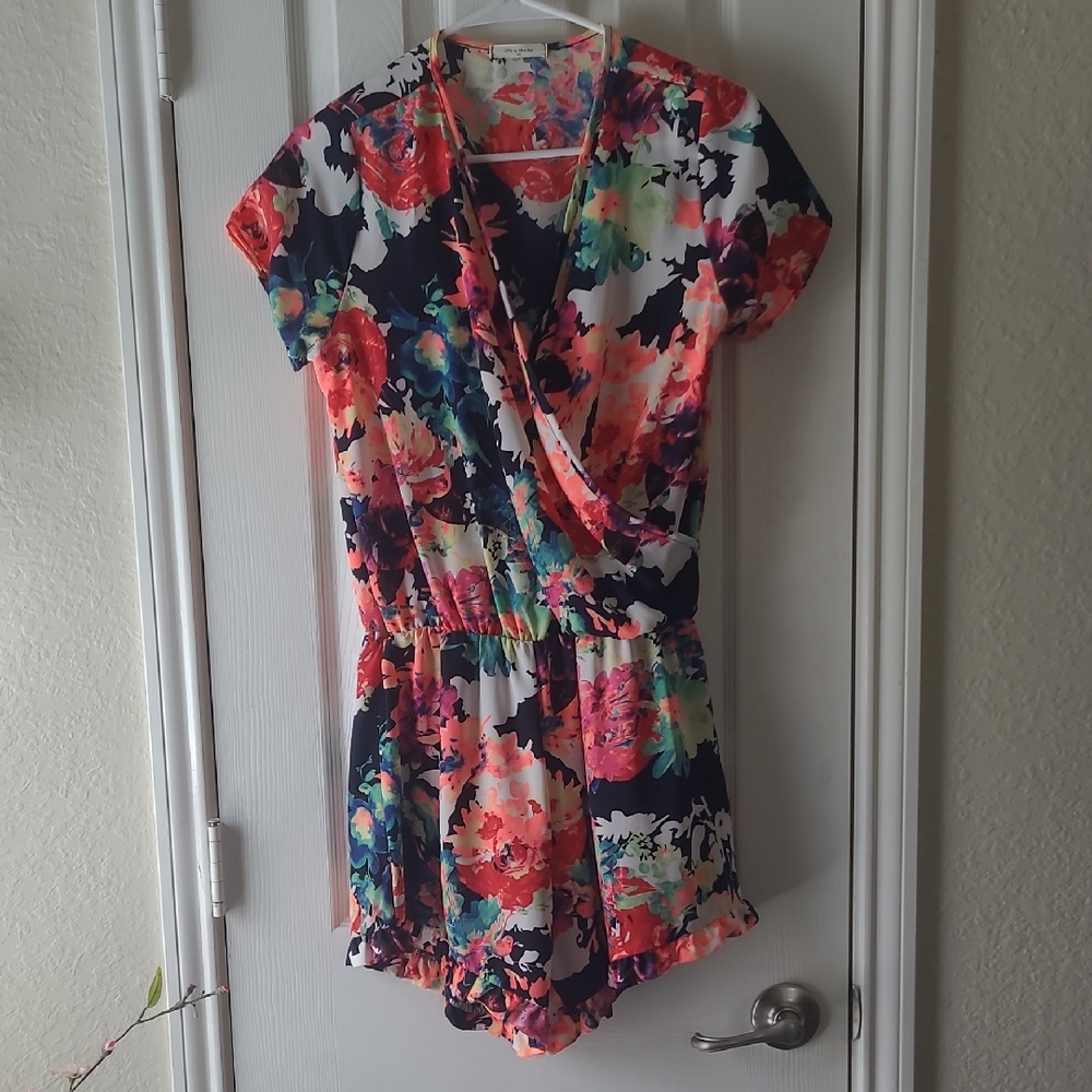 Floral Print Ruffled Bottom Women's Romper